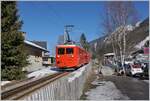 Der  Mer de Glace  Triebwagen 42 erreicht in kürze das mitten im Winter erstaunlich Schnee-arme Chamonix.

14. Februar 2023