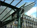 Archiv: Jugendstil-berdachung an einer Pariser Metro-Station.