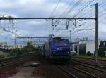 SNCF BB27309 ist mit leicht modernisierten Doppelstockwagen des Typs VB2N im Vorortverkehr als RER von Paris-Montparnasse in Richtung Versailles unterwegs. 2012-10-05 Clamart