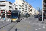 Nice / Nizza Lignes d'Azur SL T1 (Alstom Citadis-402 28) Boulevard de Gorbella / Rue Puget / Sq. Roger Boyer am 11. Februar 2015.