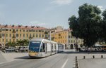 Alstom Citadis 027 im zweiten Oberleitungsfreien Abschnitt im Streckennetz von Nizza.