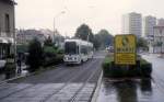 Saint-Étienne STAS SL 4 (GEC Alstohm/Atéliers Mécaniques de Vevey-Niederflur-Gelenktriebwagen) Rue Ambroise Paré im Juli 1992.