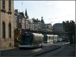 Abendstimmung am Place Broglie -     Begegung einer Eurotram und einer Citadis-Bahn nahe der Straßburger Oper.