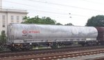 Am 11.6.2016 wurde dieser Kesselwagen der ERMEWA  am Dresdener Hbf.