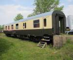 gepack--und-fahrradwagen DR 50 80 82-13 551-0 im Bw Weimar; 29.05.2010
