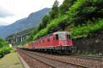 Gotthard-Sudrampe Re 10/10 mit GZ unterhalb von Lavorgo am 28.07.2010
