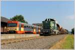 graz-koflacher-bahn-und-busbetrieb-gmbh-gkb 1100.1 mit ihrem VG 71383 musste vor der Weiterfahrt nach Wettmannst�tten am 12.7.2010 in Preding die Kreuzung mit R 8560 abwarten.