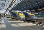 Die Eurostarzüge Class 374 e320 4016 und davon verdeckt der Class 373
e300 3016 in London St Pancras.

Ein perfektes Bild! Nicht etwa Selbstlob, sondern die Bearbeitungsfolge eines Bildkommentars zu einer bereits eingestellten Bildvariante: Zitat:  Wenn die Stange nicht wäre wäre es Perfekt !
trotzdem tolles Bild !   

28. April 2016 