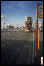 Wagen 366 der Strassenbahn in Blackpool.