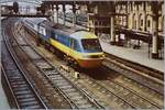 British Rail Inter-City 125 Class 43 bei der Durchfahrt in York am 20. Juni 1984.
(Fotografieres Foto)  
