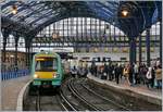 In Brighton wartet der Dieseltriebwagenzug 171 722 auf die Abfahrt nach Ashford International.

30. April 2018 