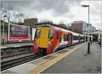 Der South West Trains 458 022 beim Halt in Richmond; der kleine Ort an der Themse gelegen ist sehneswert und lohnt einen Besuch.
14. April 2008