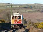 Auf Bergfahrt - die Manx Electric Railway überwindet Höhen und fährt durch viele Kurven.