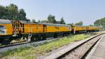 Network Rail Loram Rail Grinder DR79251-7 - Martin Elwood - Schienenschleifzug im Bahnhof Lydney Junction der Dean Forest Railway , 14.9.2016