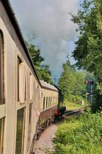 Dampflok No. 5541 der GWR 2-6-2T 4575 Class der Dean Forest Railway vor Middle Forge Junction, 14.9.2016 

In Middle Forge Junction treffen sich die Strecken aus Parkend und Norchard Low Level Station.
