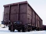 Eaos(3181530005-9)wartet im tief verschneiten Gleis auf seine weitere Verwendung;100213  ...