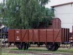 guterwagen Om_31609 steht sch�n herausgeputzt am �GEG-Gel�nde in Ampflwang;100704