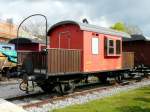 Guterwagen CTVJ - G�terzugbegleitungswagen  ' Sputnik '  Db 10378 abgestellt in Le Pont am 19.05.2010