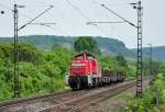 296 040-9 mit Rungenwagen ...  Rolf Reinhardt 17.05.2011