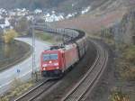 185 305-0 zieht einen ...  Tim Giermann 01.12.2011