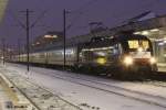 ES64U2-030 mit dem IC1884 in Hannover HBF.  ...