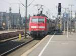 Hier 111 142-6 mit ...  Alexander Borchardt 06.05.2010