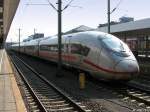 ICE der Baureihe 407 (Siemens Velaro D) in Hannover Hbf ...