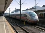 ICE der Baureihe 407 (Siemens Velaro D) in Hannover Hbf ...