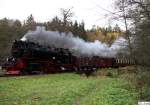 99 7240-7 vor Personenzug ...  Frank Grohe 04.11.2011