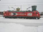 Hier 185 588-3 der HGK, abgestellt am 1.2.2010 in Angerm�nde. ...