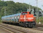 HGK Hafen - Und Guterverkehr Koln DE86 der HGK mit dem M�llzug der AWB in K�ln-West am 30.07.2010