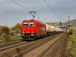 Die 185 606 mit einem Gaskesselzug am 30.10.2010 unterwegs bei ...