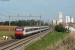 IC Steuerwagen Re 460 078-9 mit dem IR 2525 (Geneve-Aeroport-Luzern) bei D�dingen 3.10.09