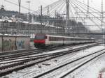 IC Steuerwagen SBB - Nachsuss eines ausfahrenden Schnellzuges im Bahnhofsareal von Winterthur am 21.01.2010