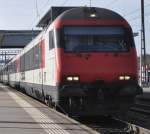 IC Bt bei der Durchfahrt in Bern Wankdorf  ...