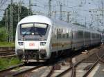 IC-Zuge und IC-Wagen IC 2140 (Leipzig Hbf-K�ln Hbf) geschoben von der 101 020-6. Dortmund Hbf. 16.05.2010.