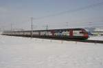 Der IC 722 befindet sich am 13.2.10 ausgangs Romont.  ...