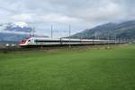 icn Am 27.3.10 f�hrt der RABDe 500 023-7 zusammen mit dem RABDe 500 014-6 von Steinen Richtung Schwyz.