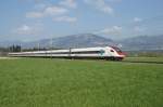 RABDe 500 021-1 n�hert sich am 19.4.10 als IR 9061 ...