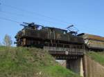 Industrielokomotiven EL2-5 von der KWB ADAM�W S.A. unterwegs zum Kraftwerk.
