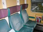 Blick in ein 2.-Klasse-Abteil eines ehemaligen InterRegio-Wagens der Bauart Bimdz ... Blick in ein 2.-Klasse-Abteil eines ehemaligen InterRegio-Wagens der Bauart Bimdz ...