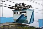 Dursey Island Cable Car ist die einzige Luftseilbahn Irlands. Sie verbindet die Halbinsel Beara im Südwesten Irlands mit der Insel Dursey. Die einzige Gondel fasst 6 Personen oder 544kg oder 10 Schafe. Gefahren wird sobald jemand an einer der beiden Stationen steht. Die Bahn fährt langsam über die Meerenge, die wegen der starken Strömung mit der Fähre nicht immer befahrbar ist. 10 Euro kostet die Hin- und Rückfahrt und wer sich in die Kiste getraut um zwischen rostigen Masten hindurch zu schweben, hat ein einmaliges Erlebnis. (03.10.2018)