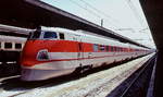 Ein ETR 450 ist im April 1996 in Roma Termini eingetroffen