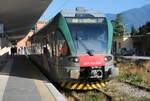 Dieseltriebzug ATR 115 006 von Trenord am Bahnsteig von Como SG am 24.