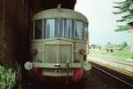 10 oct 1984 : another shot of ALn 56.136 at Ozegna station. This diesel railcar was parked at this station, waiting to be transferred to the Railway Museum of Savigliano.