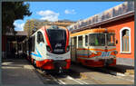 Am 29.02.2024 begegnen sich in Catania Borgo die beiden Triebwagen DMU 003 und ADe 15.
