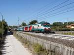 Die E 402 028 mit einem Nachtzug am 28.09.2018 unterwegs bei Tagliaferro.