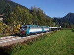 Die E 405 013 und die E 405 022 mit dem VSOE am 05.10.2016 unterwegs bei Campo di Trens.