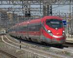 19.07.2017 13:38 FS ETR 1000 08 als Frecciarossa aus Torino Porta Nuova nach Roma Termini bei der Durchfahrt durch Roma Tiburtina.