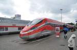  Freccia Rossa 1000  bei der Innotrans 2014 am 25.09.2014.aufgenommen bei beginn eines Regenschauers deshalb etwas leerer